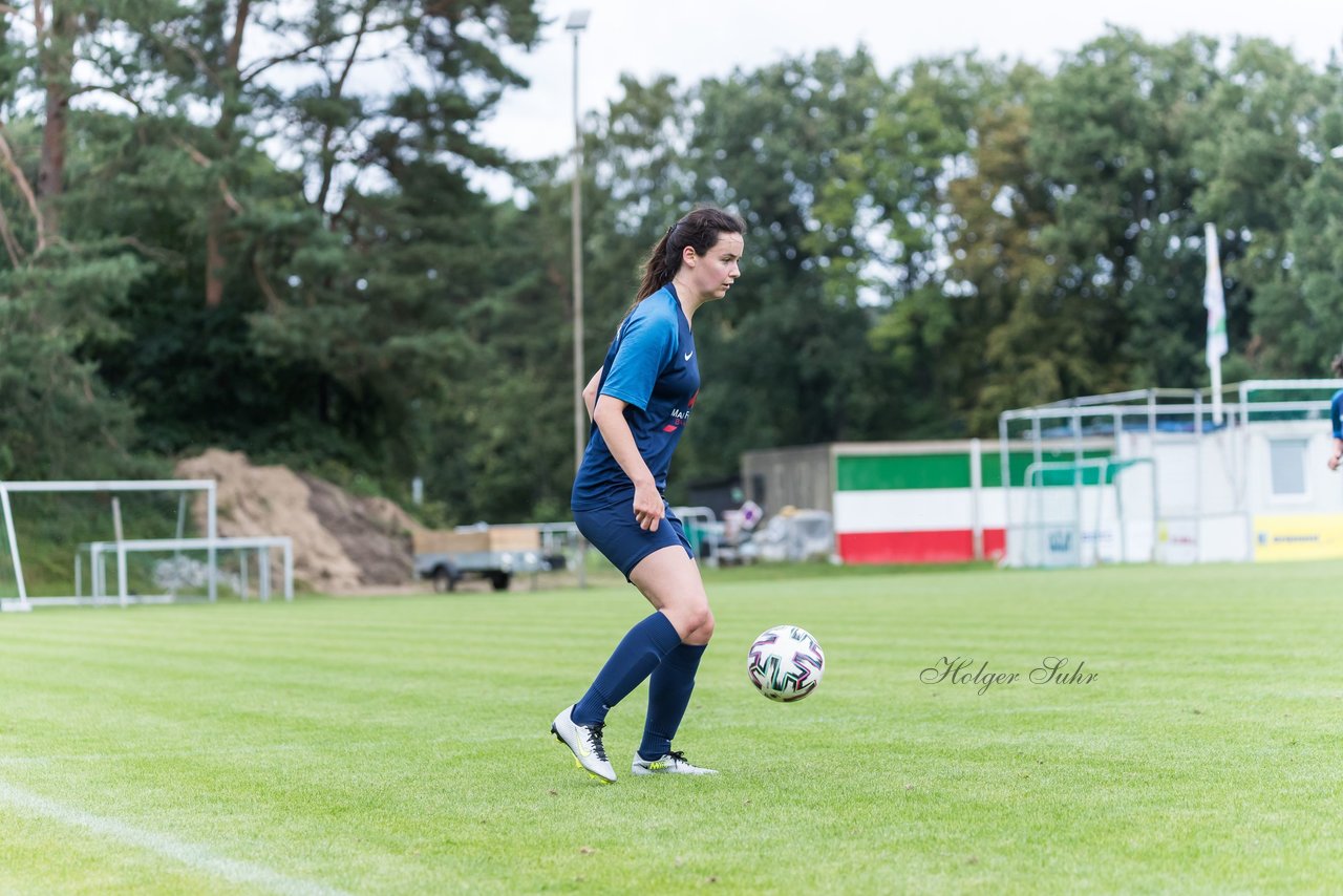 Bild 301 - F SV Boostedt - SV Fortuna St. Juergen : Ergebnis: 2:1